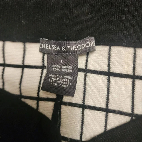 Chelsea & Theodore Ruffles Short Skirt Women's Black Size Large Elastic Waist - Picture 5 of 6